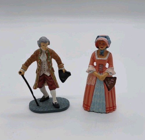 Frontline figures colonial - figures.,